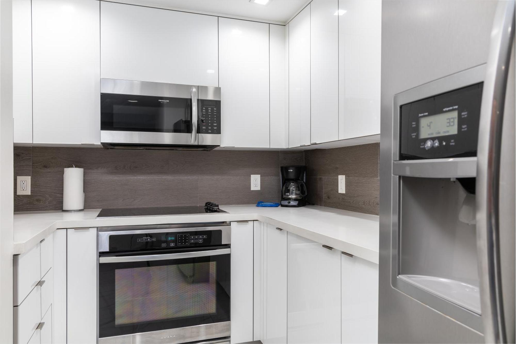 Luxury Two Bedroom Suite with Balcony,1698851310:JPEG