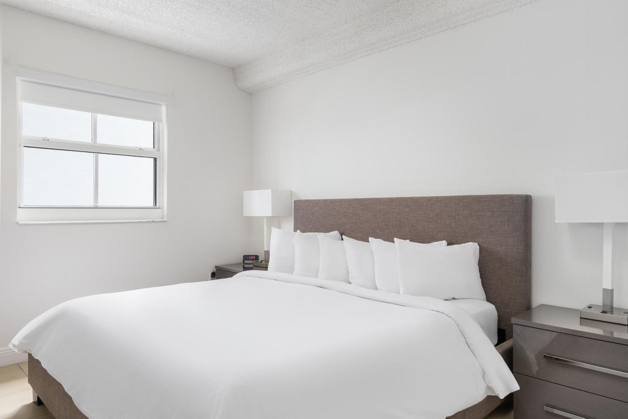 Standard Two-Bedroom Suite with Balcony,1211664439:JPEG