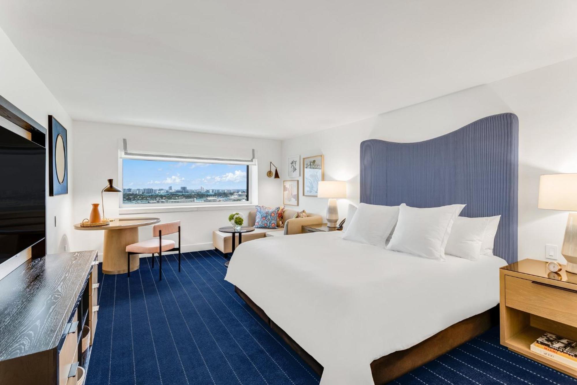 One-Bedroom King Suite