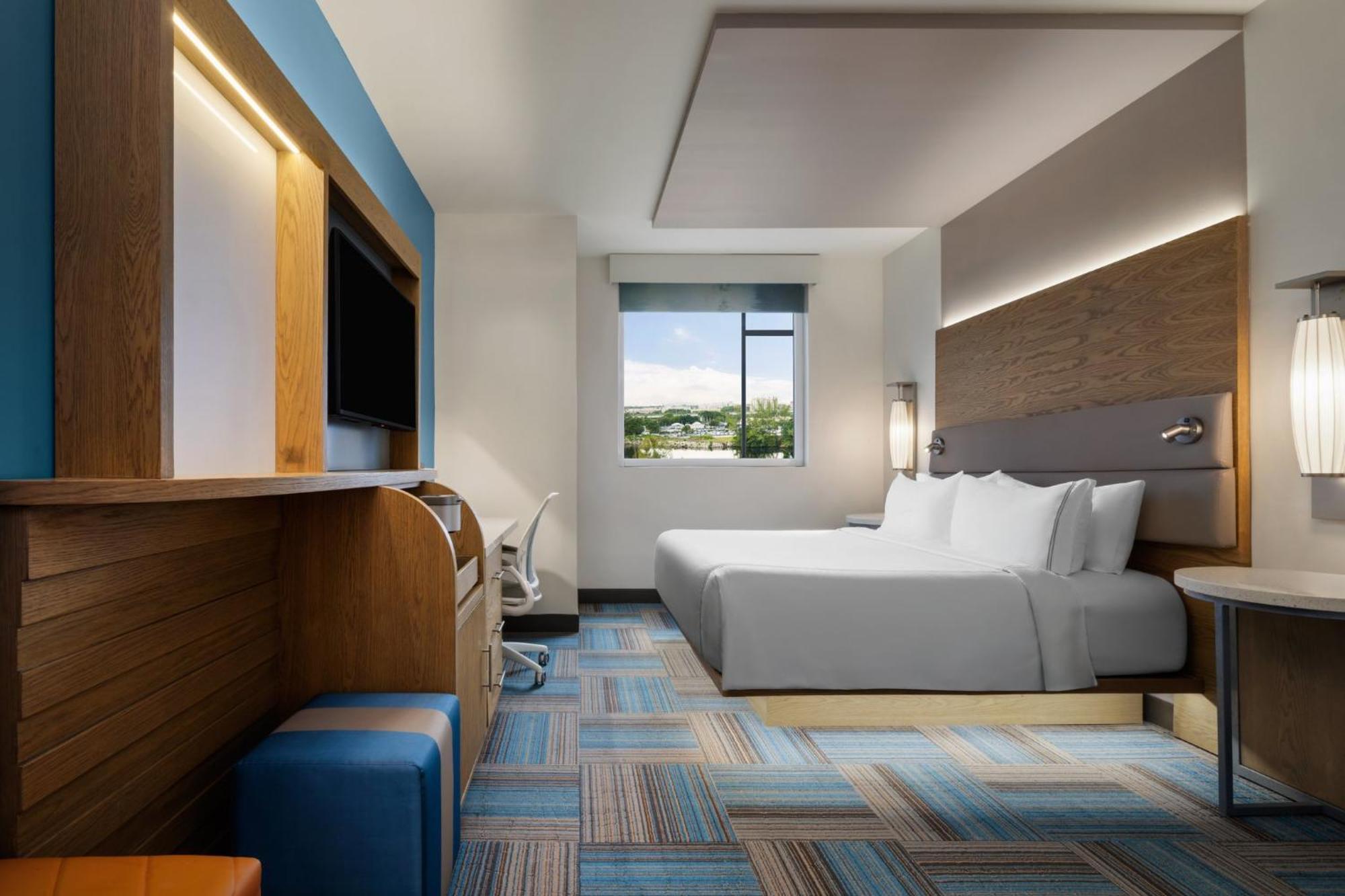 King Suite