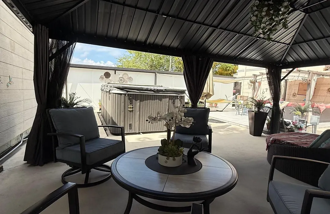 Tiny Place W Private Hot Jacuzzi 7 Min To Miami International Airport-1