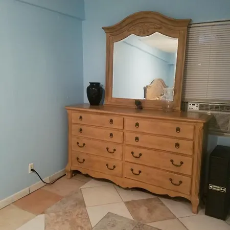 Mimo Home Studio With Private Entrance & Key-3