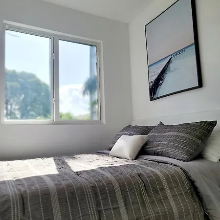 Miami Vacation Guest House-2