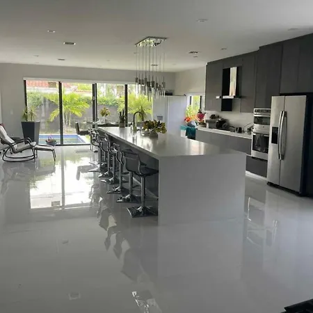 Zen Miami Home-3