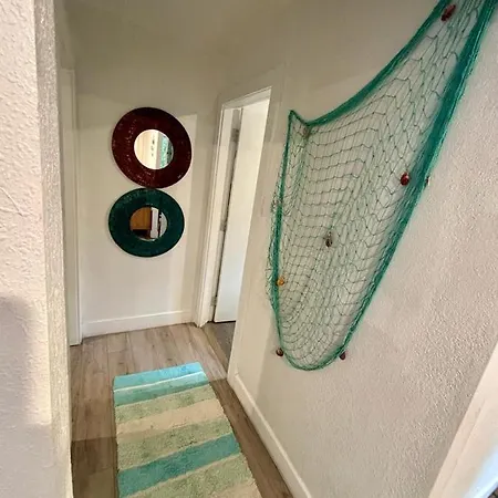 Nice 2 Twin Bedroom - Best Central Location In Miami - Luggage Storage, Parking And Laundry For Free!!!!-2